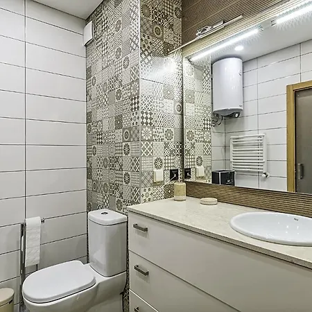 Alek Apartment Golden Sands