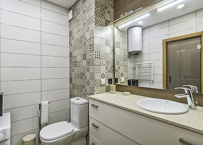 Alek アパート ゴールデンサンド